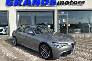 Alfa Romeo Giulia 2.0 Turbo 200 CV AT8 Executive