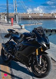 Yamaha R6 2018