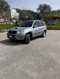 Toyota RAV 4 RAV4.com 2.0 Tdi D-4D cat 5 porte Sol