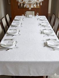 Elegante Tovaglia Bianca in Fiandra Jacquard