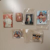 set di calamite religiose con anche papa Francesco