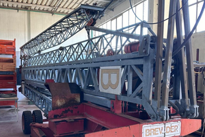 Gru automontante gommata zincata altezza 12x18 di