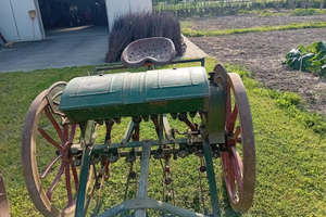 Seminatrice anni '50 marca Carraro