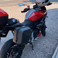 BMW F900XR Sport Red Full Optional