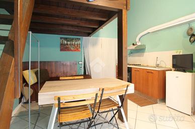 MONOLOCALE A ROSETO DEGLI ABRUZZI