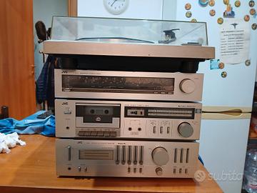 Impianto Stereo JVC con giradischi e CD