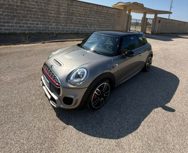 Mini John Cooper Works F56