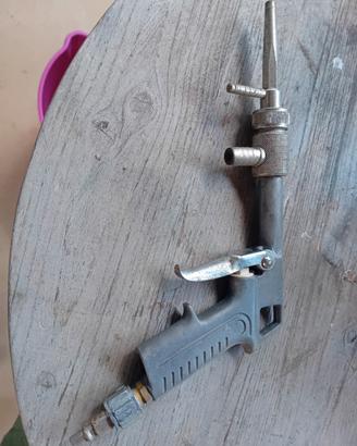 Pistola per sabbiatura a compressore 