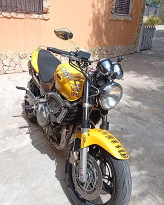 Honda hornet 600