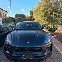 Porsche Macan 2022 in perfette condizioni