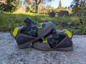 4 paia di scarpe n20-21-22