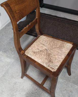nr 4 Sedie in legno con seduta impagliata