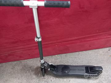 monopattino elettrico 