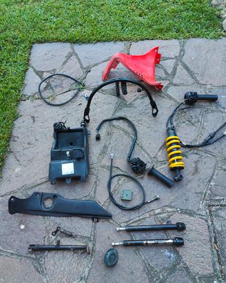 lotto pezzi Aprilia rs50 replica anno 2000