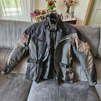 abbigliamento moto.