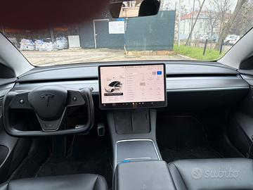 Vendita Tesla Model 3