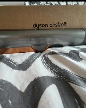 dyson airstrait usato pochissimo
