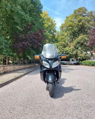 Suzuki Burgman 650 Executive ABS (2004) - Bauletto