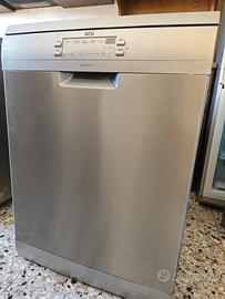 Lavastoviglie AEG libera installazione 