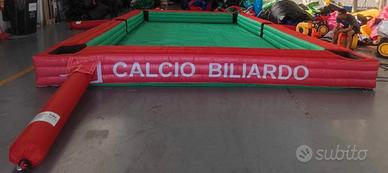 Calciobiliardo gonfiabile 7,8x4,8 con palloni