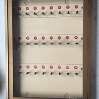 ALUBOX Bacheca Portachiavi Da Parete in Alluminio