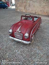 Auto a pedali