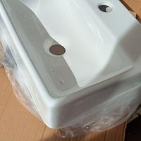 mini lavabo sospeso o appoggio 