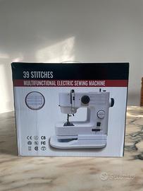 Macchina da cucire FHSM-638 con pedale e accessori