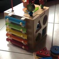 Gioco cubo educativo attività in legno 1/3 anni