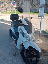Sym citycom s300i