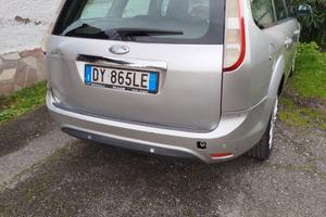 Ford Focus station wagon 2009