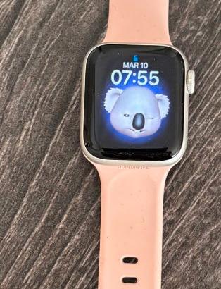 Apple Watch SE GPS + Cellular