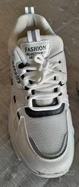 Scarpe bianche NUOVE misura 39