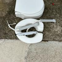 WC rialzato per anziani
