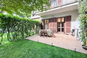 Villetta a schiera di 205 m² con 5 locali e box au