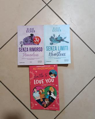 pacchetto con 3 libri romance