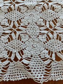 Merletto realizzato con uncinetto