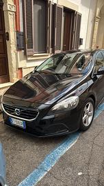 VOLVO V40 D2 NERA buono stato