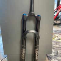 Fox 38 float grip performance NUOVA