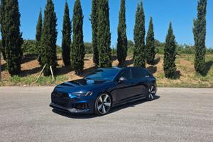 AUDI RS4     "NO SUPERBOLLO"