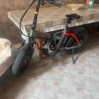 Bicicletta elettrica minimax argento