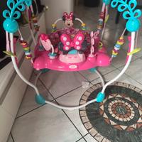 Gioco girello salta salta attività bimbi