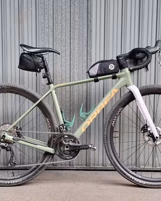 Orbea Terra H30 Gravel + Miche Graff