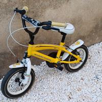 bici 12" bimbo bimba con rotelle " Ferrari"