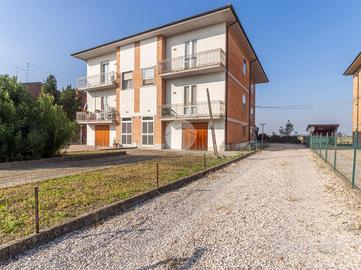 3 LOCALI A FERRARA