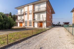 3 LOCALI A FERRARA