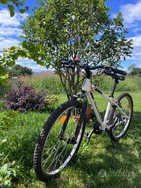 Bicicletta Rockrider ST100