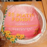 Piatti e Bicchieri in plastica x feste