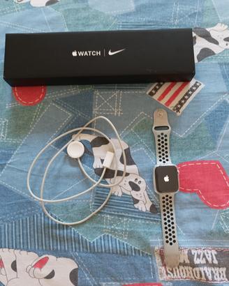 Apple Watch serie 7 Nike 