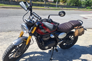 Triumph scrambler 400 x